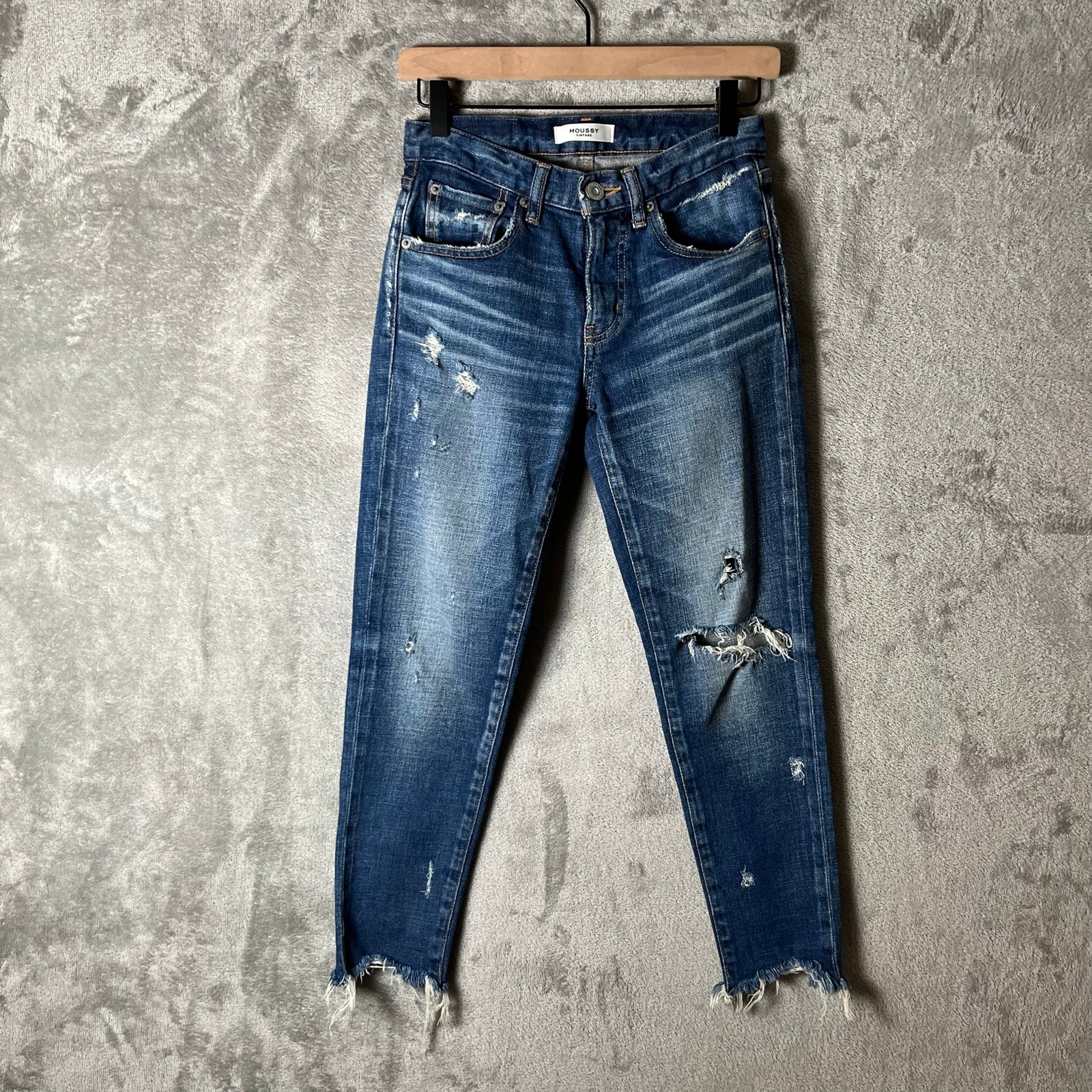 Moussy Vintage Howa Distressed Skinny Jeans Raw Hem Blue Wash Size 24 X 25”